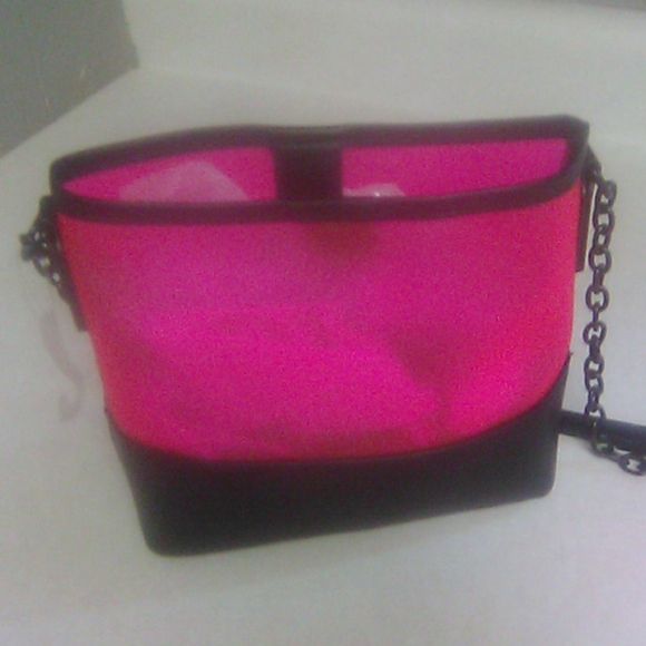 Susie's Essentials - Picture 4 of 5